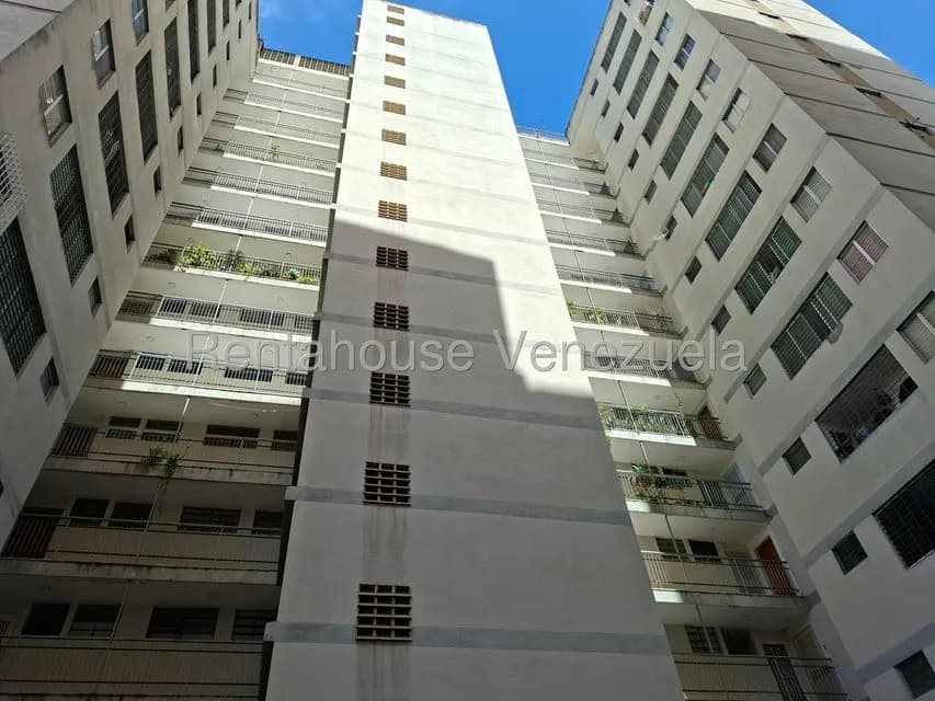 Apartamento (1 Nivel) en Alquiler en El Marques, Distrito Metropolitano