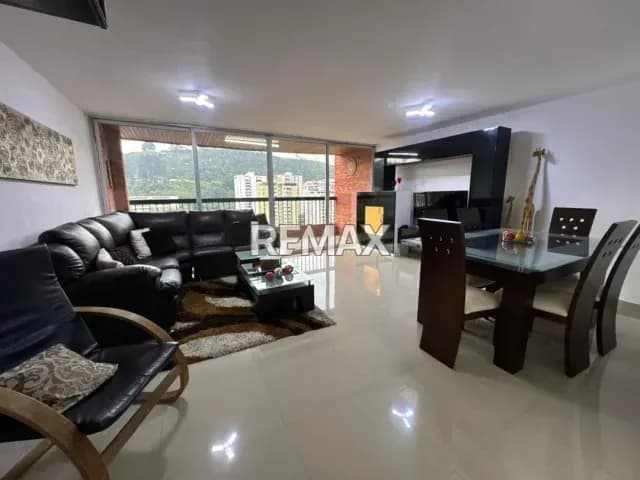 En venta apartamento duplex ubicado en Conjunto Residencial Sierra Brava, San Antonio de Los Altos, Miranda, 1204, VEN