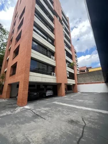 Apartamento Remodelado En Venta En La Campiña