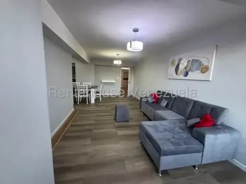 Jg Cod Flex 26-14312 Se Alquila Bello, Actualizado Y Totalmente Remodelado Apartamento En Manzanares