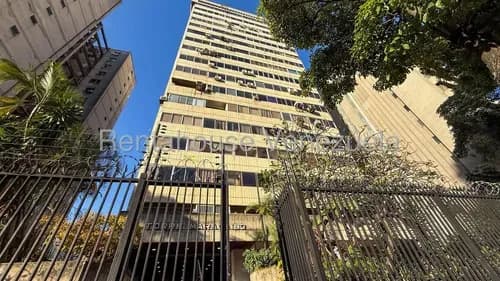 Sm Oficina En Venta En La Campiña Negociable Y Con Múltiples Beneficios 26-19078 Yf