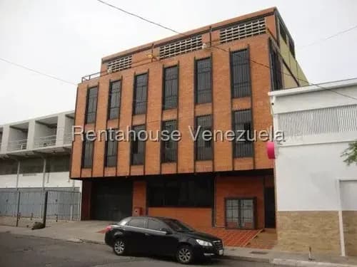 Iris Marín Vende Espectacular Edificio Con 1.281 Mts De Construccion Ubicado En Zona Centro Barquisimeto