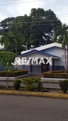 Local en Venta, Av. Luis del Valle García, sector Las Avenidas Maturin