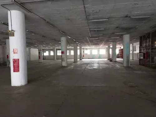 Complejo Industrial En Los Cortijos 17.853m2 Planos