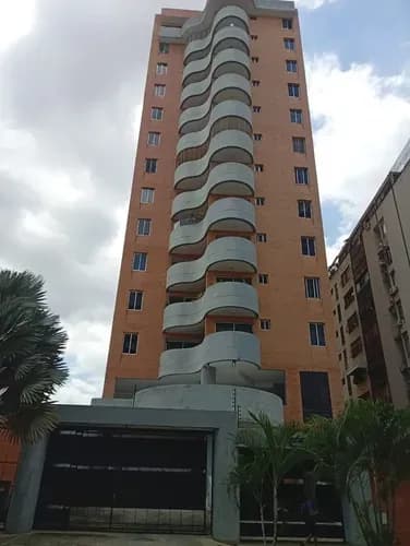 Exclusivo Apartamento Nuevo A Estrenar En Concepto Moderno Con Terraza, Tope De Granito, Maletero Y Doble Puesto Urbanización Sabana Larga (entorno Prebo), Residencias Retama Dy-ind