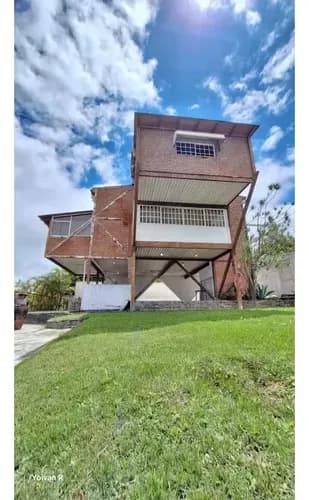 Se Vende Casa En El Faro Urb. Peña Alta