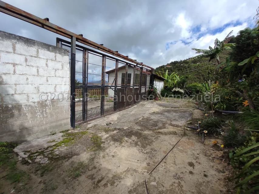 Casa (Multipes Niveles) en Venta en Sector Potrero Perdido, Aragua
