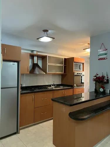 Impecable Apartamento Amoblado En La Trigaleña Res. Bahía Dorada Valencia Ch-180