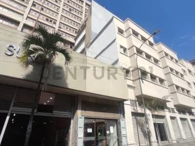 EN VENTA OFICINA EN EL CENTRO DE CARACAS