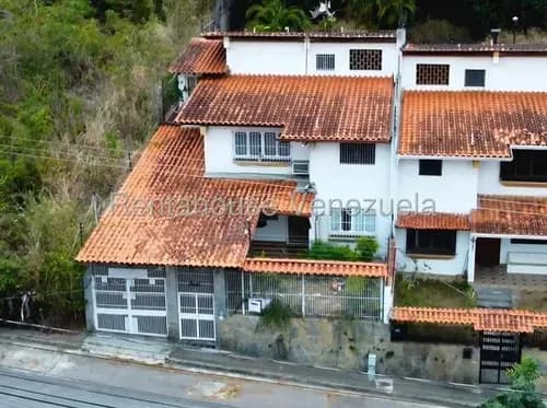 Casa En Venta Urb Miranda Es26-12659