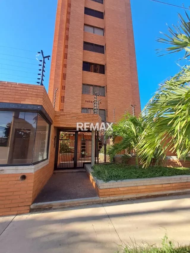 Apartamento en Venta Tierra Negra Edificio Paramaica