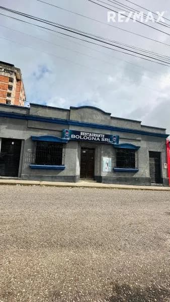 EN VENTA ATRACTIVO TERRENO UBICADO EN EL CENTRO DE SAN CRISTÓBAL