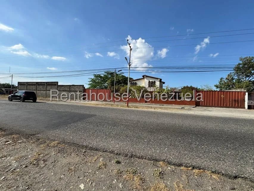 Terreno (Comercial) en Venta en El Este, Portuguesa