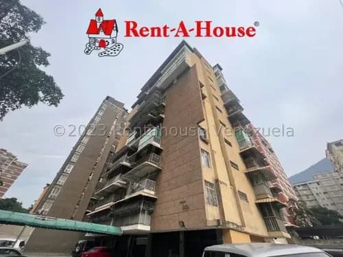 Apartamento En Venta En Los Palos Grandes 26-14622