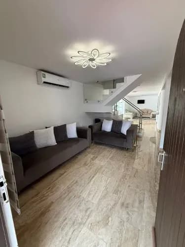 Cristian Guedez Vende De Casa Quinta (townhouse) Urb Valles De Camoruco Valencia