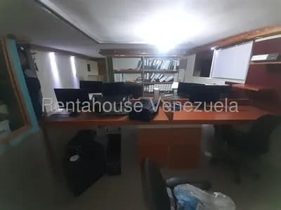 Local Comercial en venta en Delicias Vieja, Cabimas, Zulia - $180k