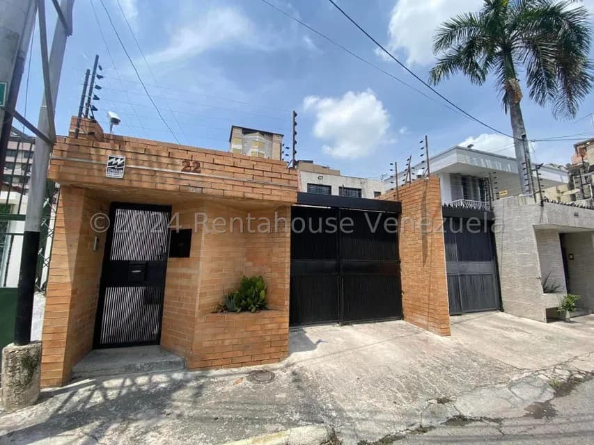 Casa (Duplex) en Venta en La Soledad, Aragua