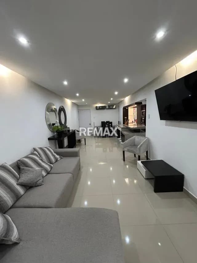 En Venta Apartamento en Parque Central en Plena Avenida Lara y Disfruta de un espacio moderno, diseñado para tu confort y estilo de vida.