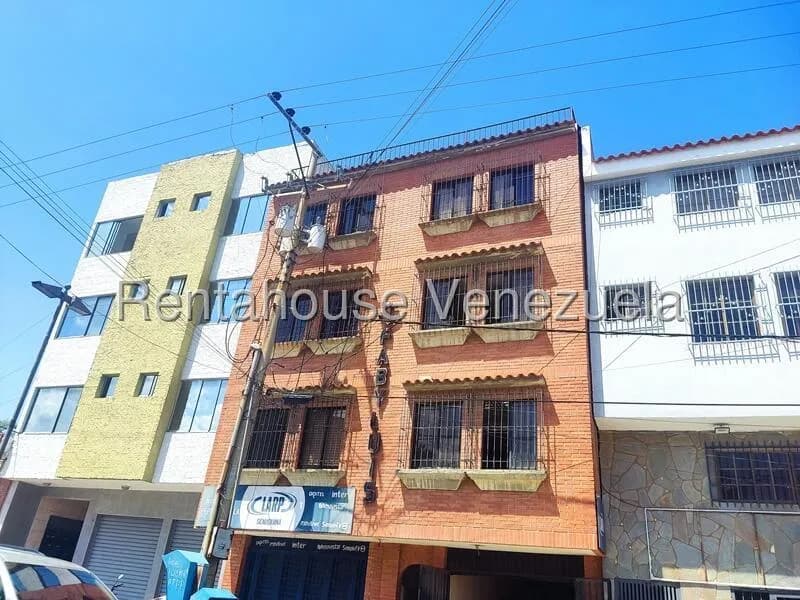 Comercial (Oficina) en Alquiler en Zona Colonial, Carabobo