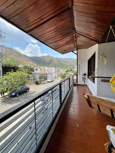 Mariana Vende Casa En La Esmeralda San Diego Carabobo Carmen Valero