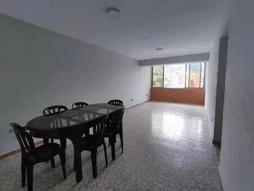Alquiler Apartamento En Mañongo Cerca Del Sambil. Im 1185