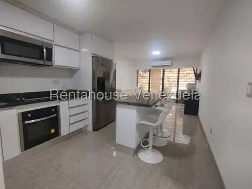 Apartamento En Venta En El Encantado Remodelado Y Listo Para Habitar Queda Amoblado 26-18701 Jc