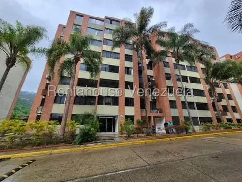 Apartamento En Venta En Los Naranjos Humboldt Con Pisos De Marmol Travertino, Tanque De Agua, Sistema De Alarma Y Luces De Emergencia Yf 26-20208