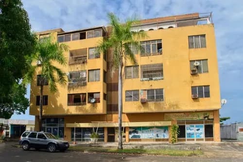 Alquiler De Galpón En Zona De Castillito. Oportunidad Ideal Para Negocio