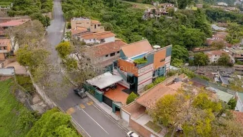 Hermosa Casa En Colinas Del Tamanaco Xm