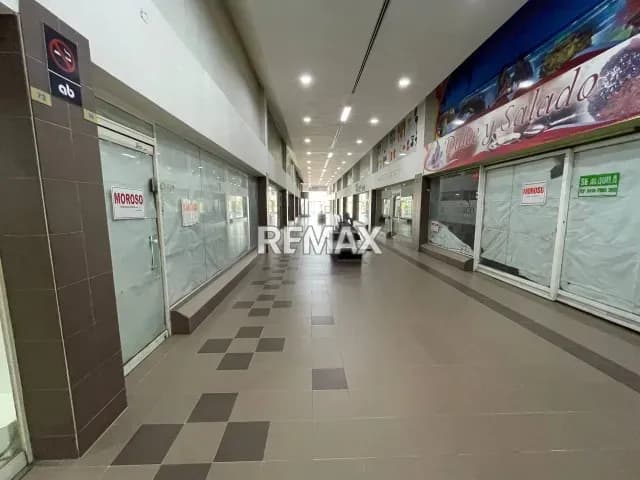 EN ALQUILER ESPACIOSO Y ESTRATEGICO LOCAL EN PLANTA BAJA EN EL CENTRO COMERCIAL AB, URB PLAYA EL ANGEL, ISLA DE MARGARITA