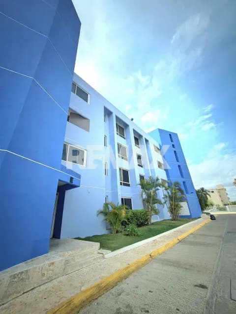 Apartamento en alquiler, con vista a la piscina Lechería