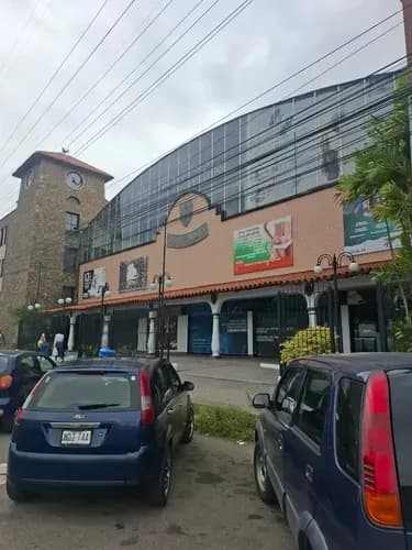 Veinte Dolares Para Consultorio Medico Cc La Hacienda Guatire