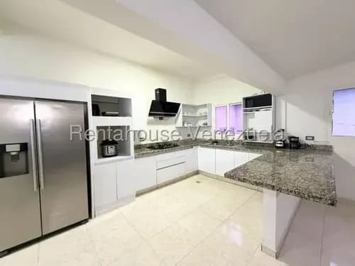 Marianny Gonzalez, Moderna Casa Quina En Venta En Fundalara Este De Barquisimeto Lara
