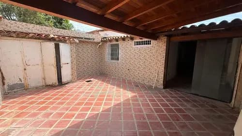 Michelle Vende Casa Quinta El Trigal Norte Valencia Calle Cerrada Lp-r /626