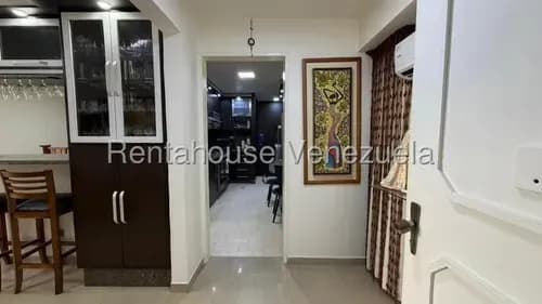 Rm. Bello Apto En Venta En Montalban Iii Cod. 26-15309