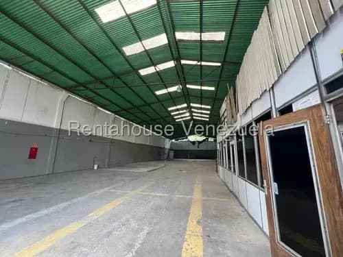 Lcda. Milagros Carrasquel Galpon Industrial Alquiler Barquisimeto Lara Zona Centro Economica Comercial Economico Código Inmobiliaria Rent-a-house 26-15612