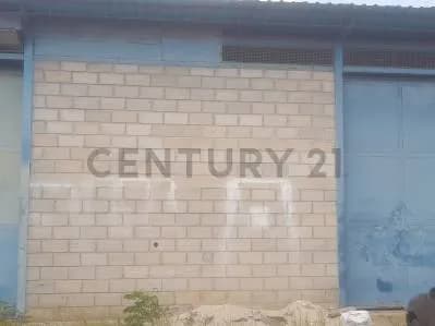 Se vende galpón en vía a Los Bucares. Maracaibo