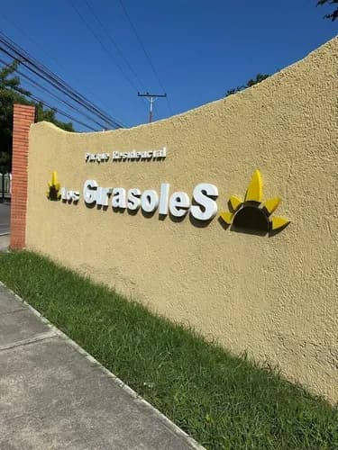 En Venta Casa De Dos Niveles En Urbanizacion Los Girasoles La Morita 1 Du