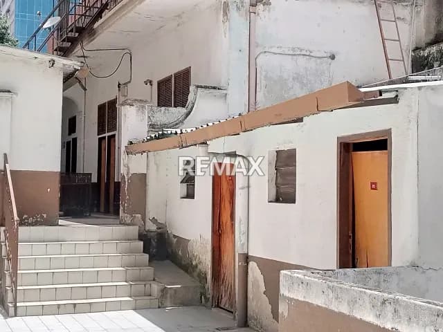 Excepcional Casa Hotel de 1.627 m² en Pleno Centro de Caracas: Alta Rentabilidad y Ubicación Estratégica