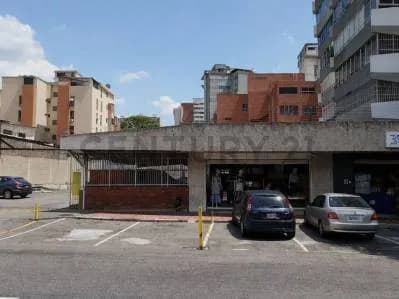 Santa Eduvigis, Alquiler Local Comercial