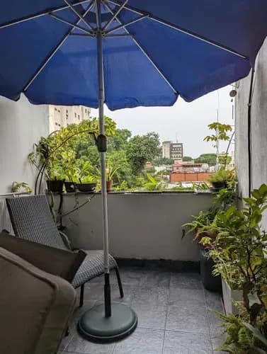 Amplio Y Cómodo Apartamento Ubicado En La Campiña. Se Encuentra Cerca De Todo. Primer Piso, Totalmente Enrejado, Maletero, Y 2 Puesto Estac Cerrado. Terraza Muy Cómoda Y Tranquila
