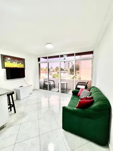 Apartamento En Venta En Lechería, Res. Costa Del Mar