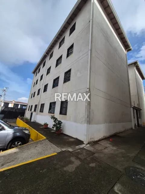 Apartamento. Venta. Pueblo Nuevo