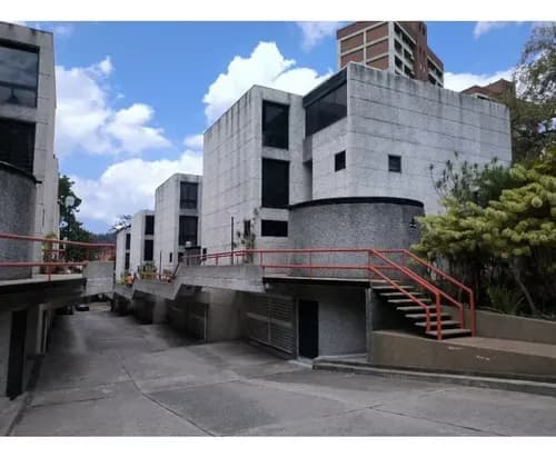 Se Vende Th 450m2 La Boyera