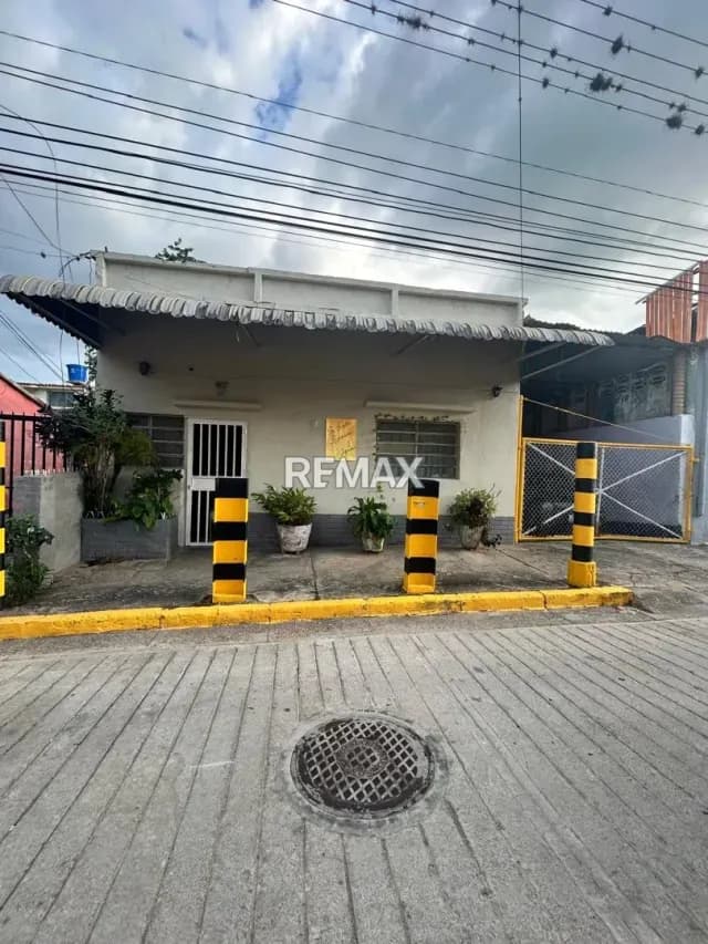 VENTA DE CASA SECTOR CENTRO