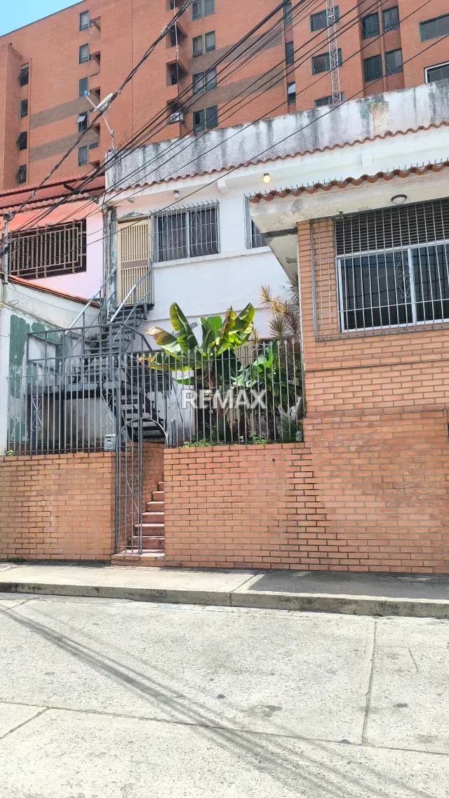 VENTA CASA LOS CHORROS