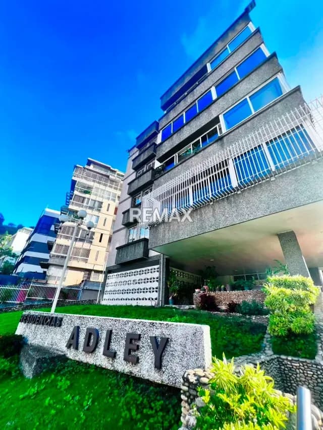 APARTAMENTO EN ALQUILER - URB. LAS MERCEDES