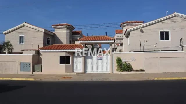 Se Vende Casa en Villa Sol Caribe