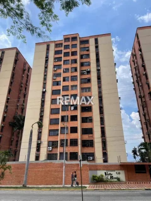 Apartamento en venta Mañongo Palma Real