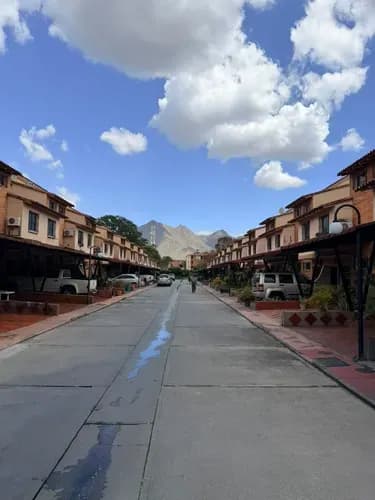 Townhouse En Venta En El Remanso Residencias Aves Del Paraíso San Diego Estado Carabobo (am)